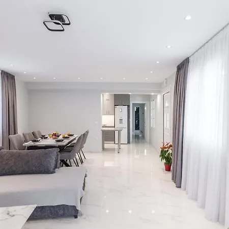 别墅 Amantia Kouvalata