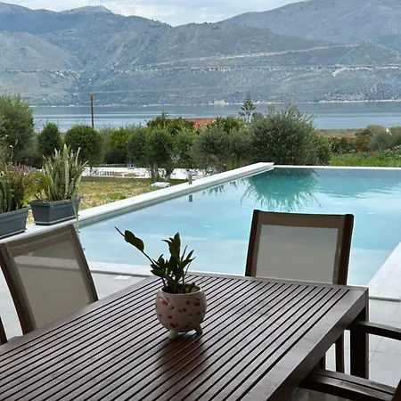 别墅 Amantia Kouvalata