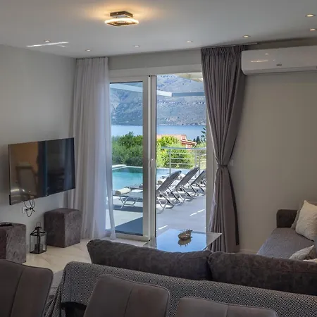 Amantia Villa Kouvalata